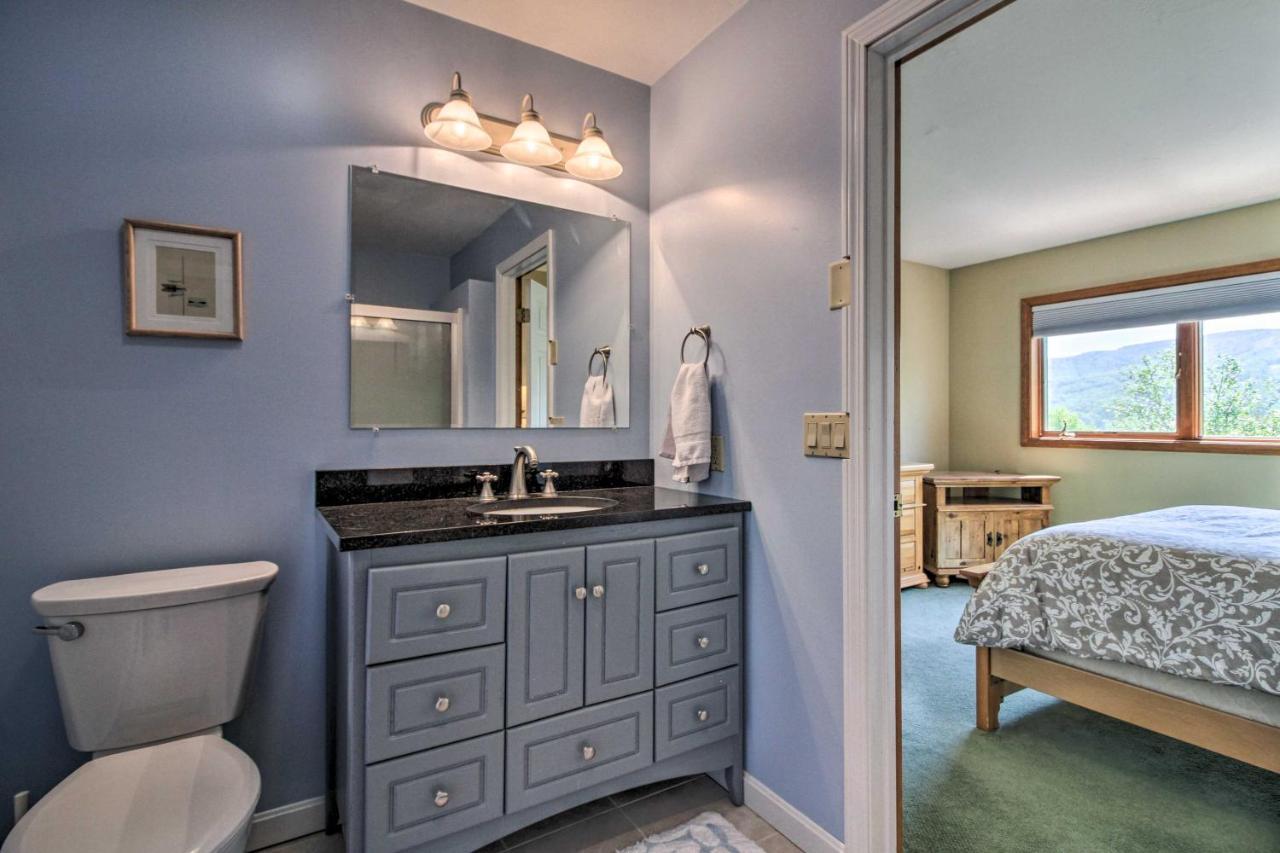 Timber Creek Townhome With 2 Decks And Mtn Views! ウェスト・ドーバー エクステリア 写真